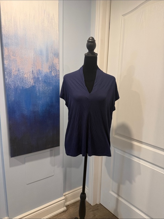 RW&CO. Tops - Buy 2 for 20$✌🏻 RW&CO. Navy Short Sleeve V-Neck Tee